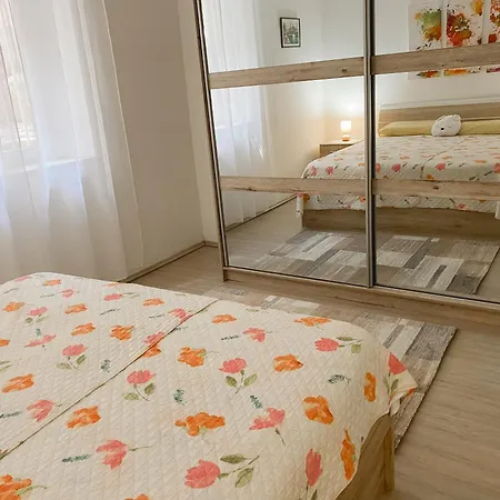Lumi Daire Split